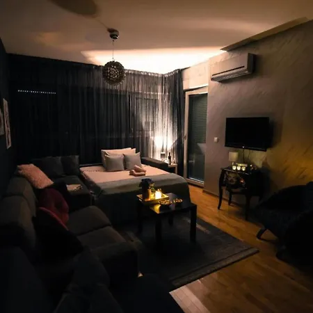 Chic Retreat *